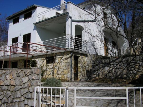 Apartment Bilic Кленовица Екстериор снимка