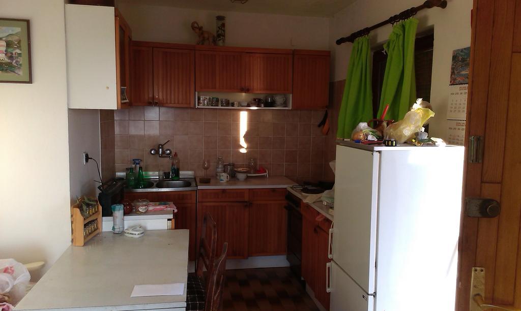 Apartment Bilic Кленовица Екстериор снимка