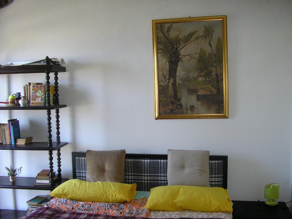 Apartment Bilic Кленовица Екстериор снимка
